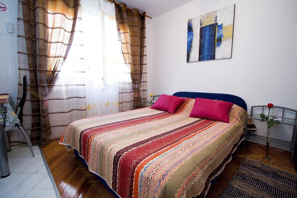 Apartments Crvena Orhideja Split Cameră foto